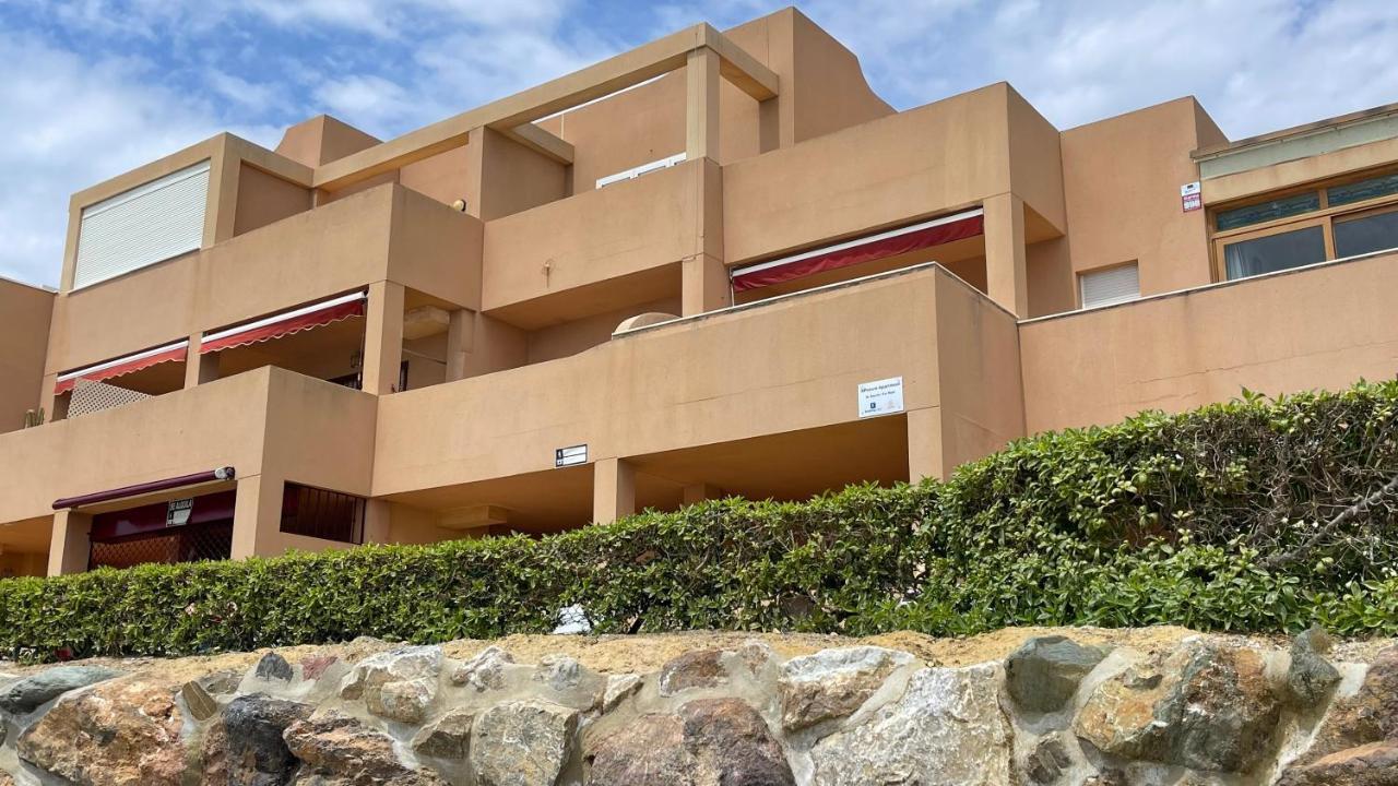 ורה Xposure Beach Apartment מראה חיצוני תמונה